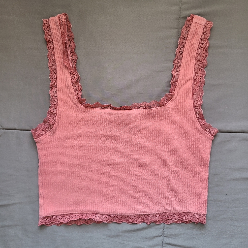Forever 21 Women's Lace Trim Cropped Tank Top